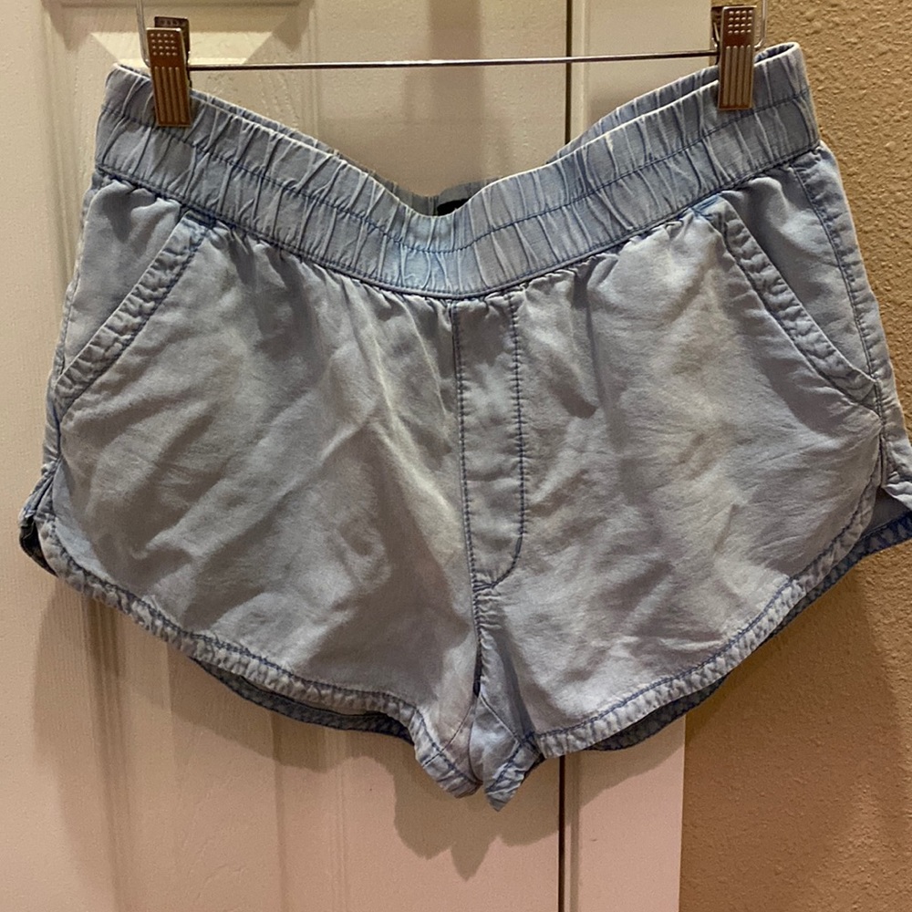 Women's American Eagle shorts